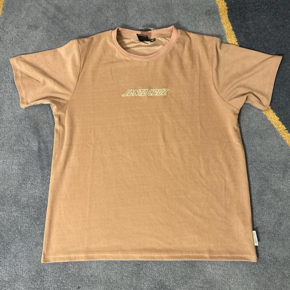 Santa Cruz Skateboards Other - NWT textured rosé Santa Cruz t-shirt